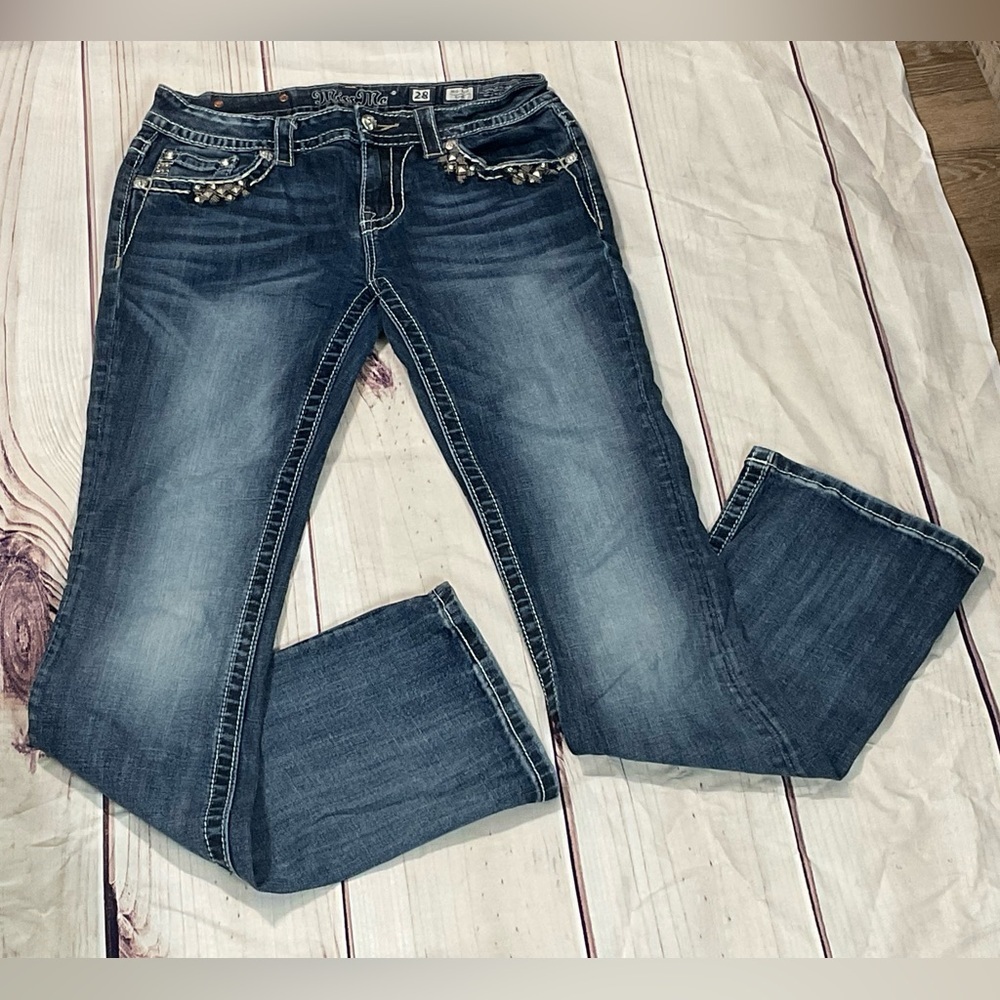 Women’s Miss Me Mid-Rise Boot Jean Size 28x34 Embellished Pockets